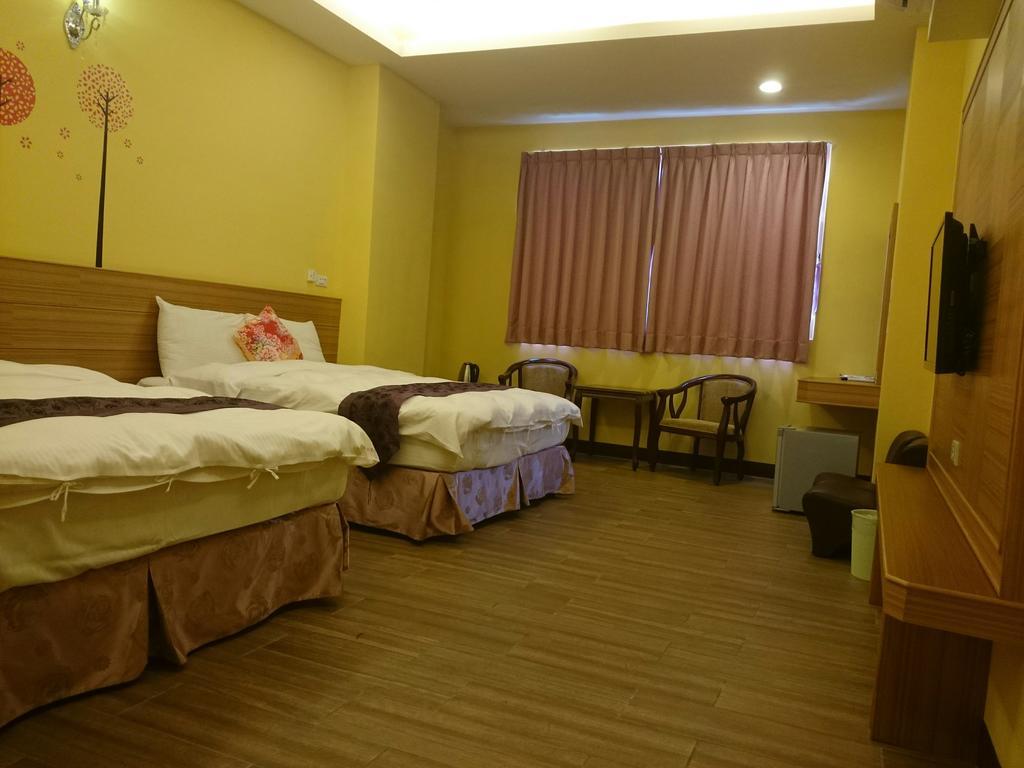 Sun Moon Lake Crystal B&B Nantou Habitación foto
